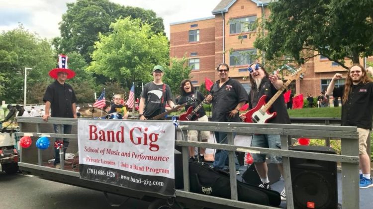 Band Gid School of Music float